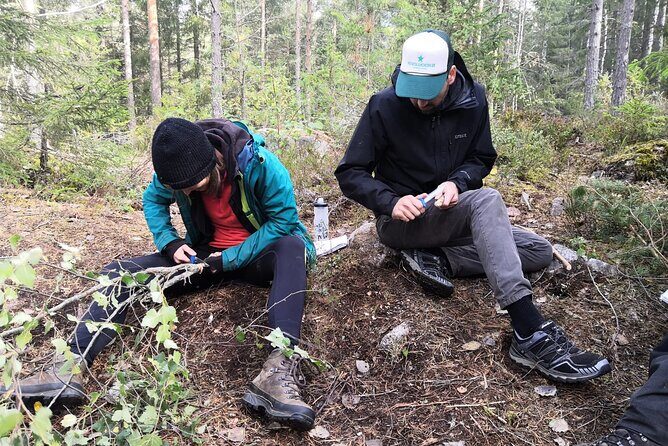 2-Day Small-Group Basic Skills Survival Course in Södermanland - Navigation and orientation: keep your bearings when the forest blurs