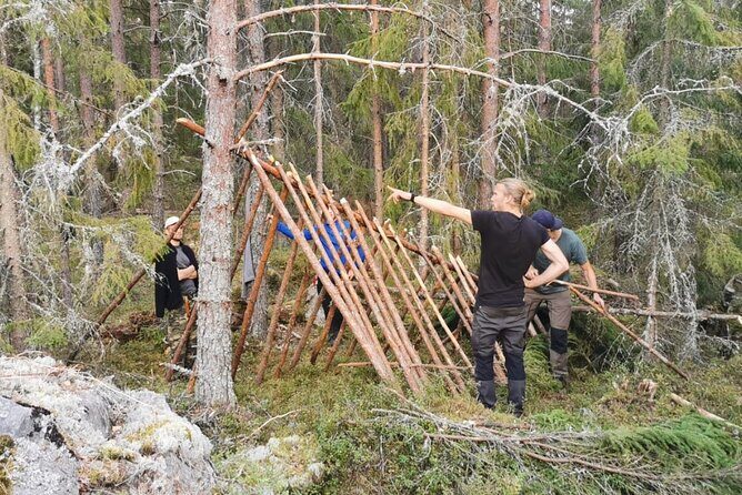 2-Day Small-Group Basic Skills Survival Course in Södermanland - Day 1 in the Swedish forest: fire, shelter, and staying functional