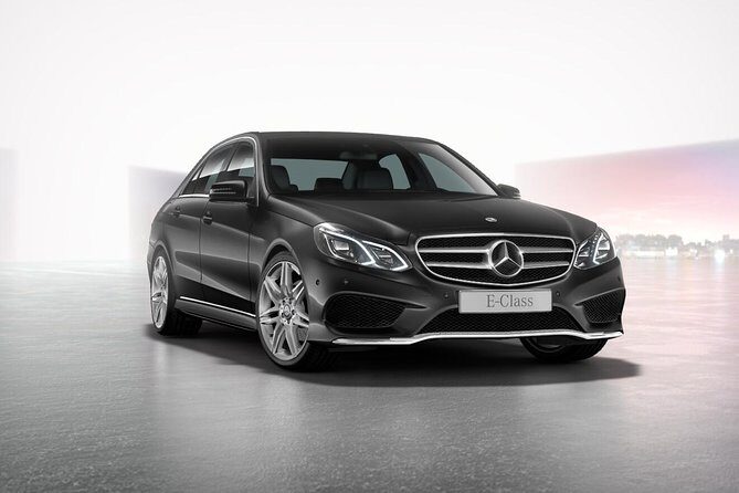 Airport Limousine Transfer: Stockholm City to Arlanda Airport 1-7 Passengers - Why a Private Arlanda Transfer Beats the Taxi Shuffle