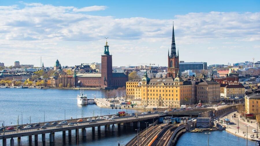 Best of Stockholm: Private Walking Tour with a Local - Getting Local Tips: Swedish Delicacies and Archipelago Viewpoints