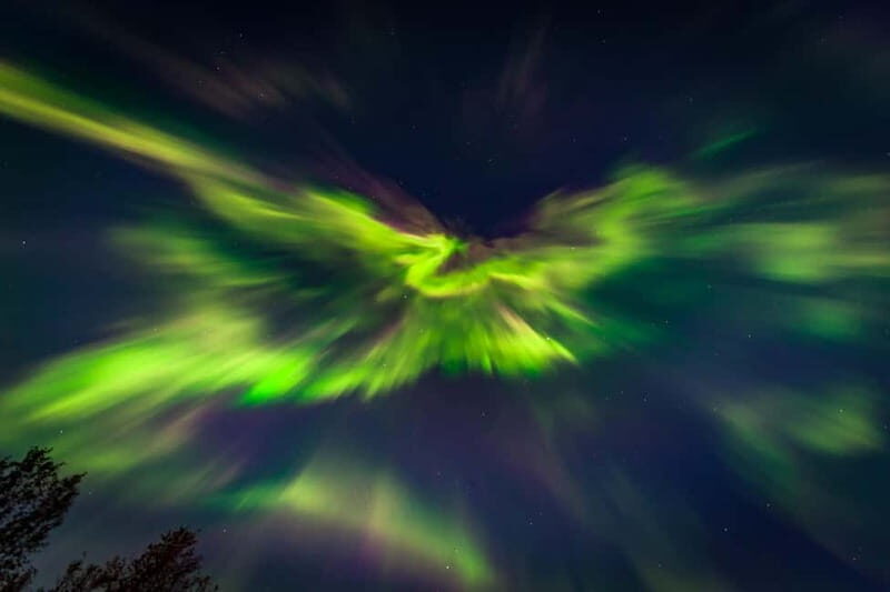 Experience the majestic Auroras Kiruna-Abisko & lodge dinner - How the Guided Approach Improves Your Odds (and Your Photos)