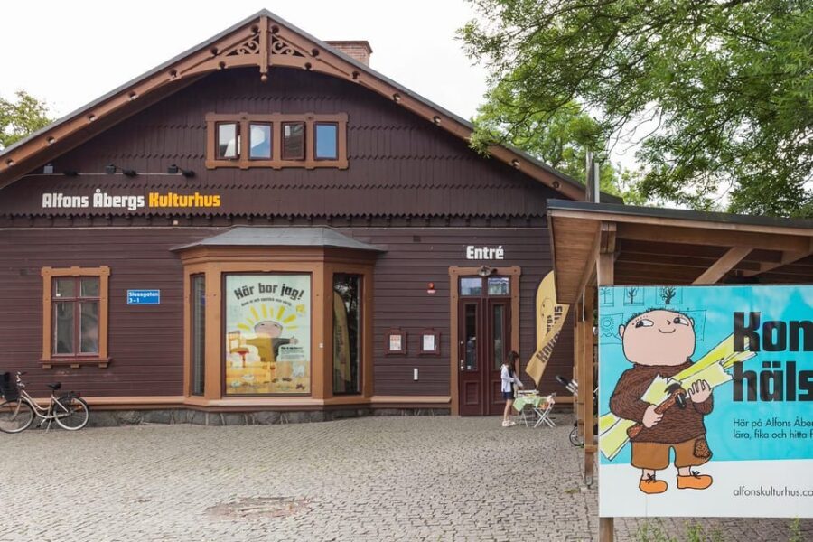 Gothenburg: Alfie Atkins Cultural Centre Admission Ticket - Play areas built like Alfie’s world (including his living room)