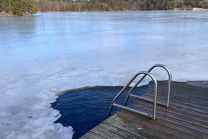 Icebathing and Sauna, Forest Hike and Fireplace Lunch - Private - Ice-Bathing in the Lake: The Cold Part You Should Plan For