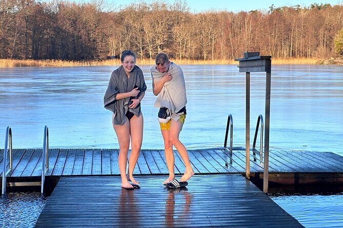 Icebathing and Sauna, Forest Hike and Fireplace Lunch - Private - Fireplace Lunch in a Cozy Log Cabin with Vegan Options
