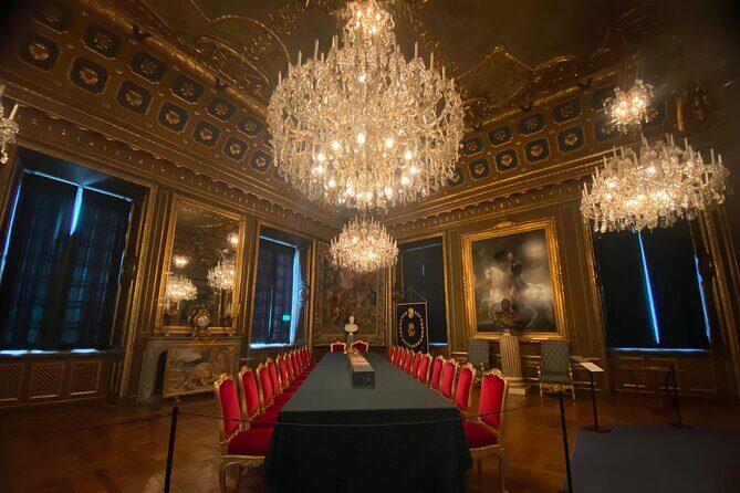 Inside The Crown: Stockholm Royal Palace Private Guided Tour - Who should book this tour (and who might skip it)