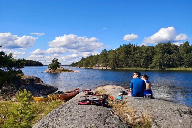 Kayak Tour in the Stockholm Archipelago with Lunch Meal - Leaving the city behind at 9:00 am, then heading into real quiet