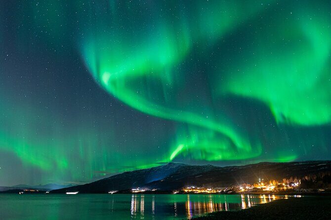 Kiruna Northern Lights Tour with Photographer - How the 7:00 pm Pickup Actually Works (So You Don’t Miss the Van)