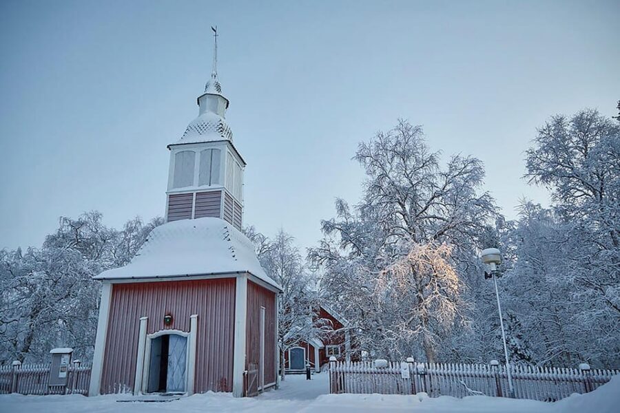 Kiruna: Tour of Icehotel and Jukkasjärvi - Icehotel: seeing ice architecture up close, then exploring ice art at your pace