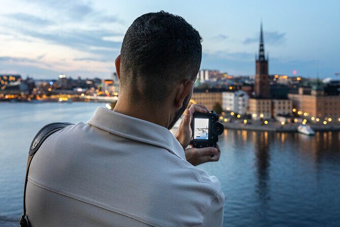 Magical "Stockholm by Night" Photo Walk - Why the walk starts right after sunset (and why that matters)