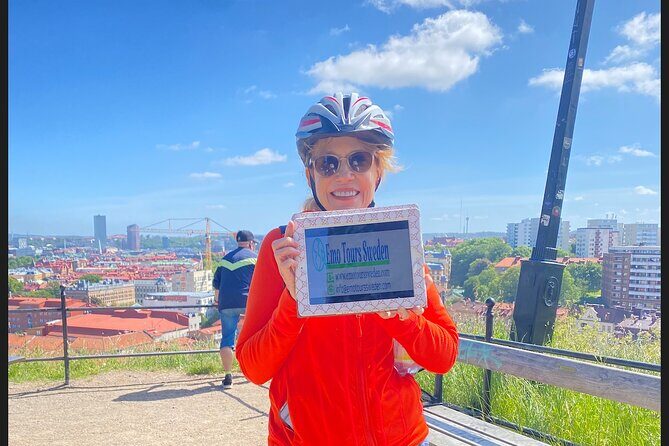Private Bike Tour in Gothenburg with Pickup - Stop 2: Gustav Adolfs Torg and the city-center architecture quick study