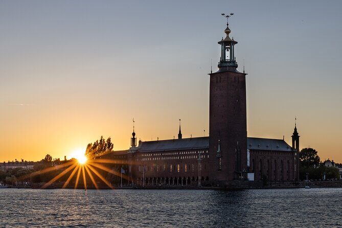 Private Golden Hour Photo Walk in Stockholm - Who this photo walk suits best
