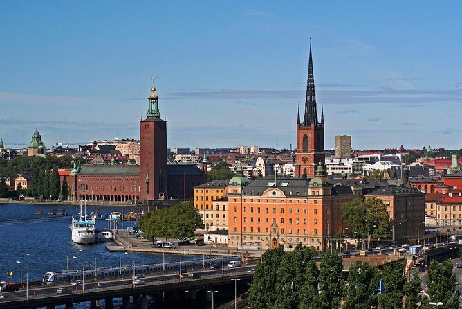 Private Tour of Stockholm with a visit to the Absolute ice bar - Sergels Torg to Fjällgatan: Modern Square Meets Big Views