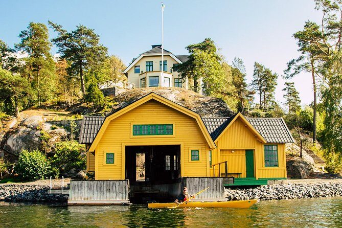 Stockholm: Archipelago Family-Friendly Private Kayaking Tour - Price and value: is $452.11 per person worth it?