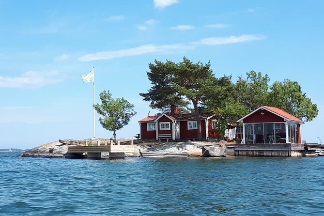 Stockholm Archipelago Kayaking Day Tour - The Midday Stop: Lunch on the Shore and a Refreshing Water Break