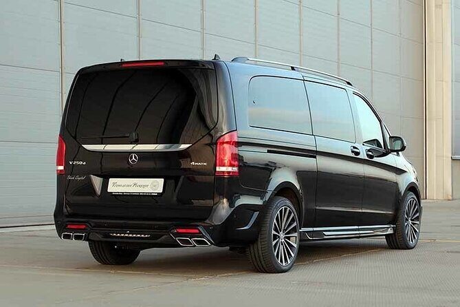 Stockholm City Departure Private Transfer to Stockholm Port by Luxury Van - Night hours and the night fee: plan around 21:00–06:00