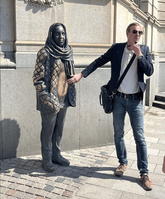 Stockholm: Modern City Walking Tour with Local Guide - Why this 2-hour Stockholm route is a smart use of your time