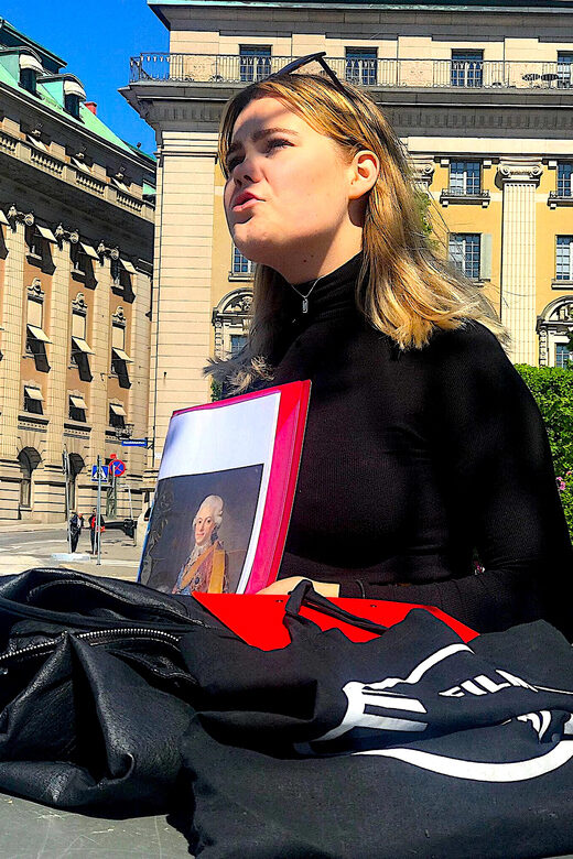 Stockholm: Modern City Walking Tour with Local Guide - Raoul Wallenberg Square and Shore Road: memory meets city movement
