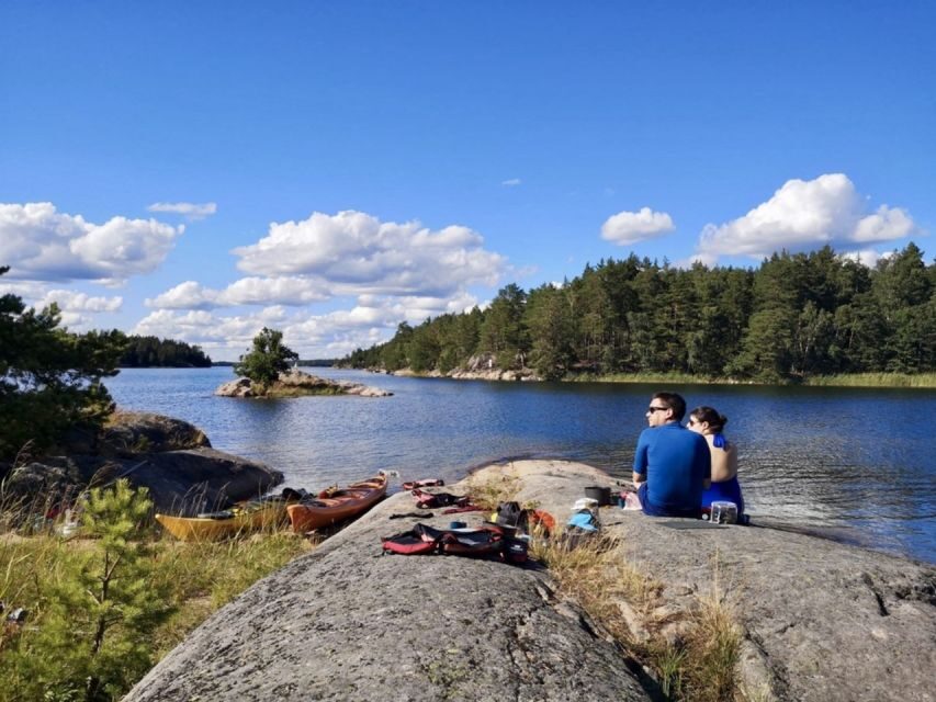 Stockholm: Morning Kayak Tour in the Archipelago with Lunch - Lunch on a small island: organic food and a chance to slow down