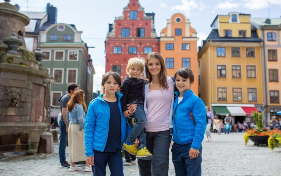 Stockholm: Old Town Highlights Private Walking Tour - Where You Meet and What “Private” Means in Practice
