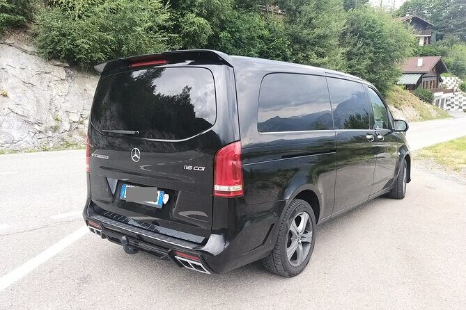 Stockholm Port to Stockholm hotels - Arrival Private Transfer - Family-friendly details: child seats for all ages
