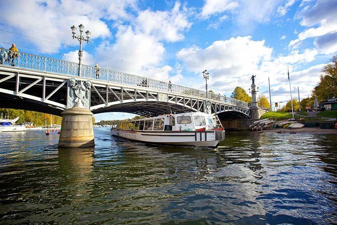 Stockholm: Royal Djurgården Boat Tour - Seating, Outside Deck Strategy, and Photo-Friendly Moments