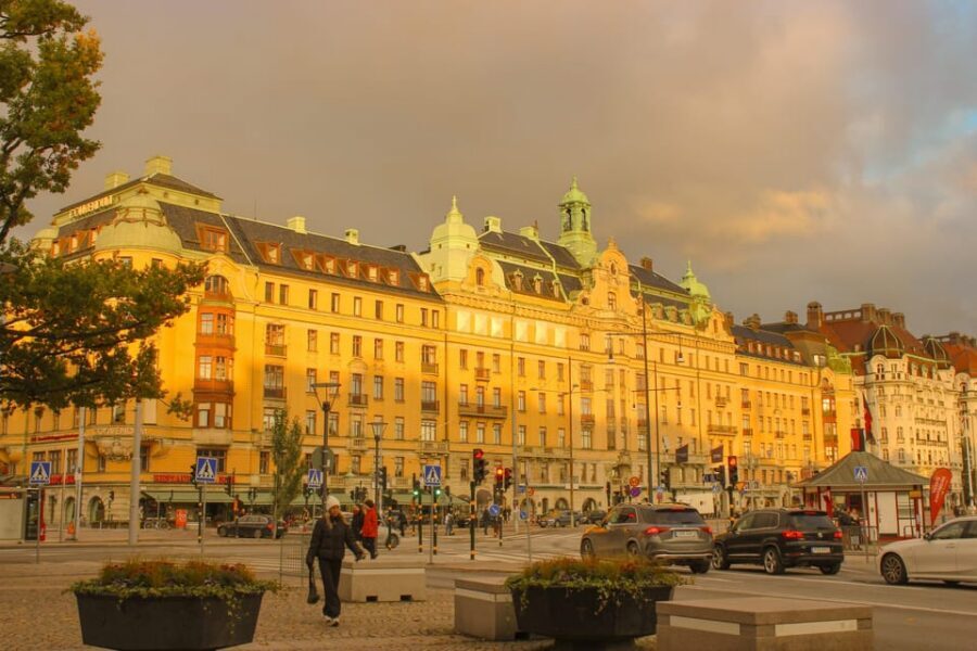 Stockholm: Scandinavian Architecture & Design Ostermalm Tour - Östermalms Saluhallen: food hall browsing with real local context