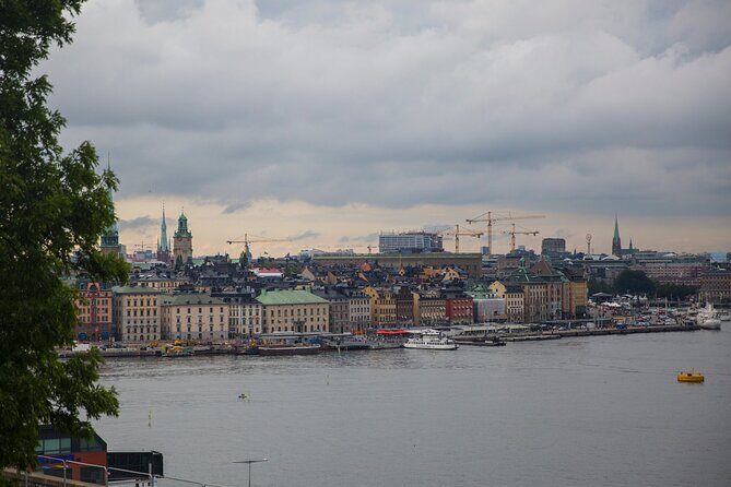 Stockholm Syndrome Private Walking Tour - A quick turn through cultural Stockholm: Nybroplan, Kungsträdgården, and meeting the city