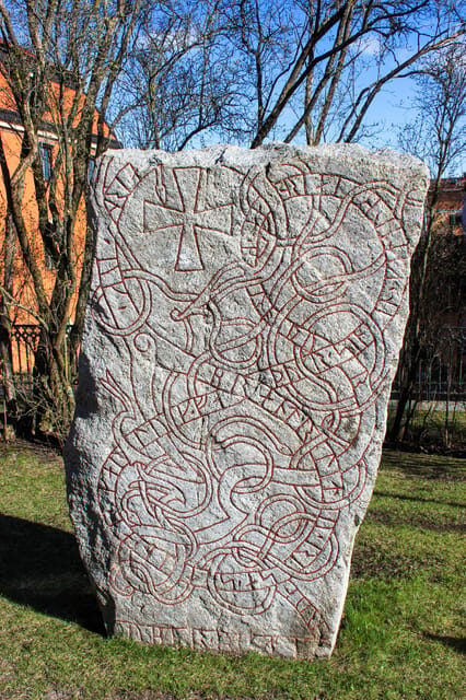 Uppsala: City Highlights and Hidden Gems Walking Tour - Meeting at Uppsala C and timing your 2.5 hours